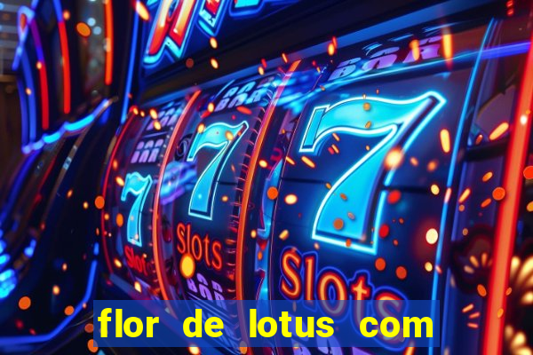 flor de lotus com lua tatuagem